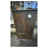 Wood Hutch