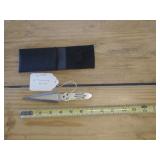 (2) Throwing knives
