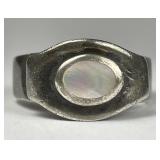 Sterling Silver Mother Pearl Cabochon Ladies Ring