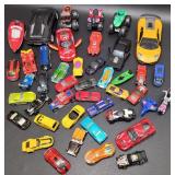 Lot of Hotwheels Matchbox Cars & Trucks