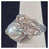 Ornate sterling silver ring with gray pearl