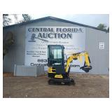 AGT MINI EXCAVATOR Runs/Moves