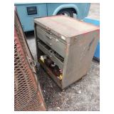 Tool cabinet