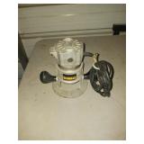 Dewalt router Works