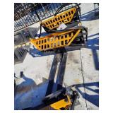NEW LANDHONOR HEAVY DUTY HYDRAULIC FORKS & FRAME