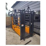 NEW LANDHONOR CATTLE SQUEEZE CHUTE W/SCALE