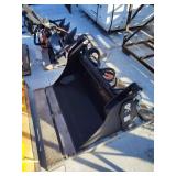 2026 GIYI Mini Skid Steer 4 in 1 BUCKET GY-XKH39