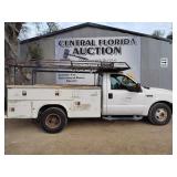 2004 Ford F350 RUNS/MOVES SERVICE BODY