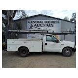 2004 Ford F350 RUNS/MOVES SERVICE BODY