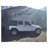 2013 Jeep Wrangler Unlim RUNS/MOVES Sahara