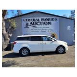 2015 Kia Sedona RUNS/MOVES LX