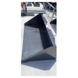 WOLVERINE SKIDSTEER BUCKET 66 INCH