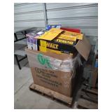 PALLET OF MISCELLANEOUS ITEMS