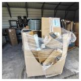 PALLET OF MISCELLANEOUS ITEMS