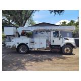 2010 InTERNATIONAL 7000 BUCKET TRUCK RUNS/MOVES