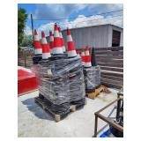 PALLLET OF SAFETY CONES