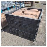 PALLET OF PLASTIC TILES