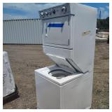 WASHER/DRIER COMBO WHIRPOOL