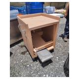 PLASTIC CASHIER CART