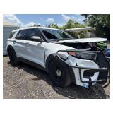 2021 Ford Explorer Hybrid parts ony Police In no t
