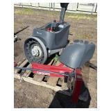 FLOOR SCRUBBER