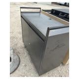 Alphahub rolling cabinet