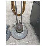 Floor scrubber