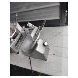 Meat slicer