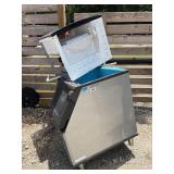 ICE MACHINE