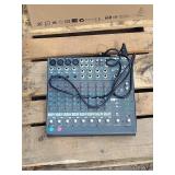 Mackie sound mixer, powee