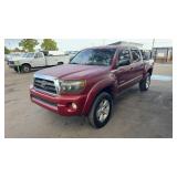2005 Toyota Tacoma PreRunner runs/moves