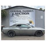 2011 Dodge Challenger SE runs/ moves