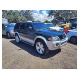 2000 Mitsubish Montero Sport RUNS/MOVES LS