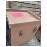 X1 CAMCO PLASTIC CASHIER STAND