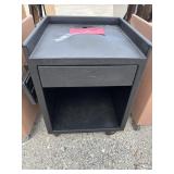 X1 CAMCO PLASTIC CASHIER STAND