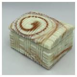 Fluorescing Akro Agate No 804 Treasure Trunk