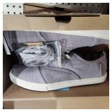 Tom's Women's Canvas Shoes, Size 7