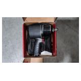 Used -  1/2' Impact Wrench 800ft/lb - Husky