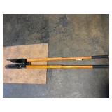 Husky Wood Handle Carbon Steel Post Hole Digger