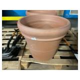 22 in. Terra Cotta Heavy Rimmed Pot