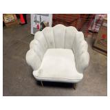 Comfy white chair