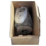 Cadete 3 White Toilet Seats - Assorted box of New