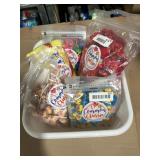 Common Classic Candy Company 5-Pack Candy Assor...