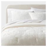 Threshold FullQueen Velvet Comforter Set