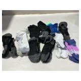 Feetures Athletic Crew Socks