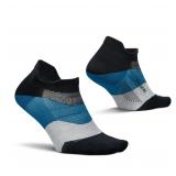 Feetures Ultra-Light No Show Tab Sock S