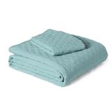Amazon Basics TwinXL Quilt Set