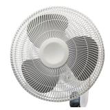 Hampton Bay 16in White Wall Fan wRemote
