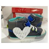 OshKosh B Gosh Boys High Top Sneakers Size 9.5