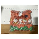 Harvest Character Sweatshirt Medium Womens